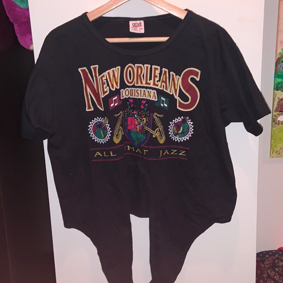 New Orleans tie up/tuck in shirt - Picture 1 of 3